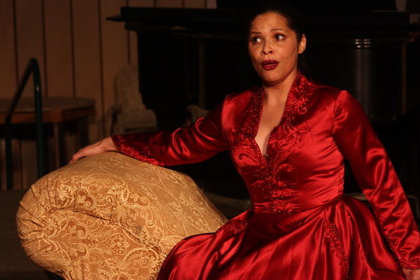 Andrea Green performs a scene from Tosca.  Credit: Marcus Allen.  Photo