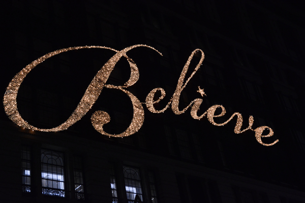 Photo Coverage: The Holidays Are Here! Macy's Unveils Iconic 2017 Windows Displays Image