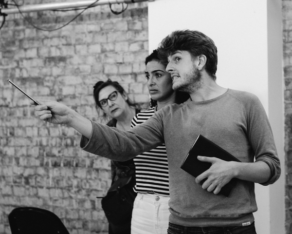 Photo Flash: In the Rehearsal Room for Park Theatre's DAISY PULLS IT OFF 