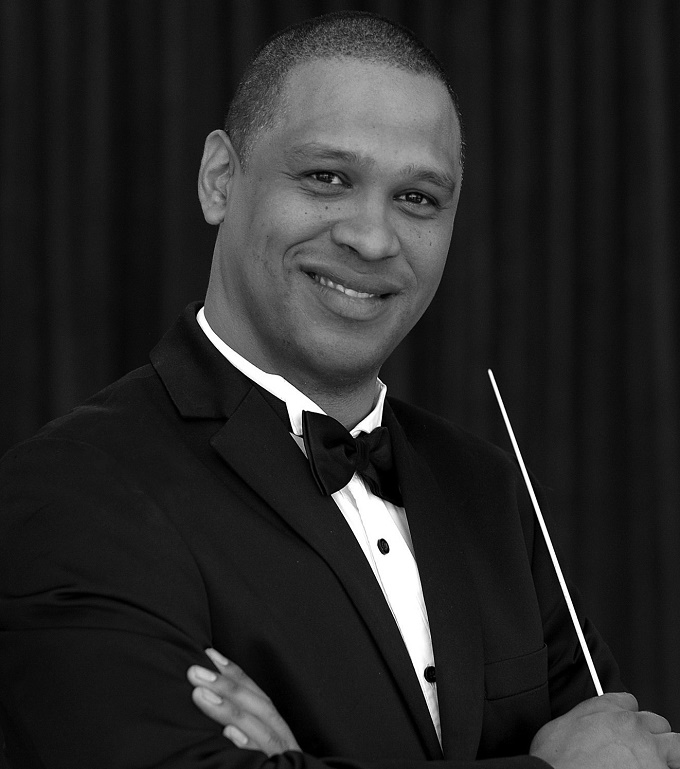 Brandon Phillips To Conduct Debut Cape Town Opera Performance with THE MAGIC FLUTE Image