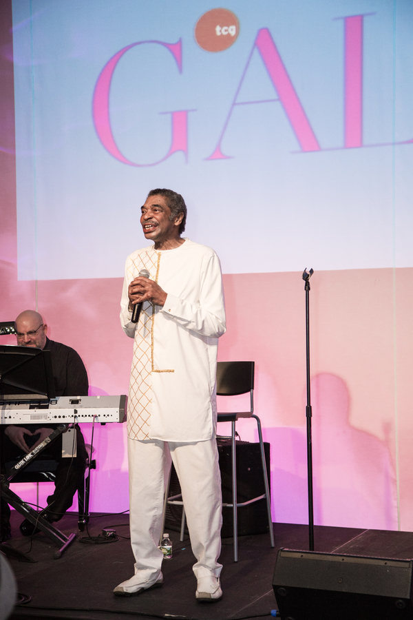 Photo Flash: TCG Fetes WAR PAINT Creative Team at 2017 Gala Image