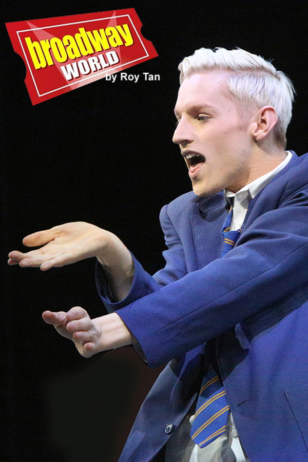 Photo Coverage: Sneak Peek at EVERYBODY'S TALKING ABOUT JAMIE Image