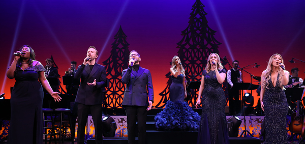 Photo Flash: Get in the Spirit with a First Look at HOME FOR THE HOLIDAYS on Broadway Image