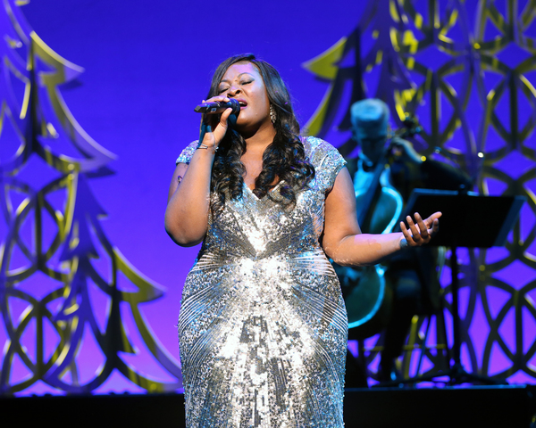 Photo Flash: Get in the Spirit with a First Look at HOME FOR THE HOLIDAYS on Broadway Image