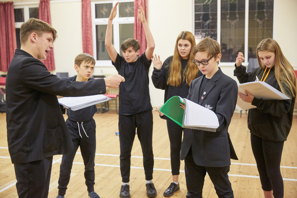Photo Flash: In the Rehearsal Room for Rose Theatre Kingston's ALICE IN WINTERLAND Image