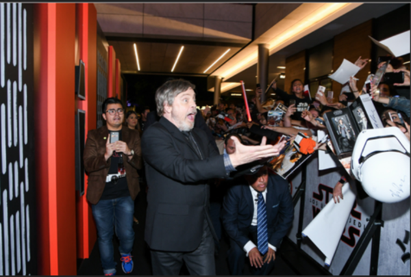 Photo Flash: Mark Hamill, Daisy Ridley Attend STAR WARS: THE LAST JEDI Fan Event in Mexico City Image