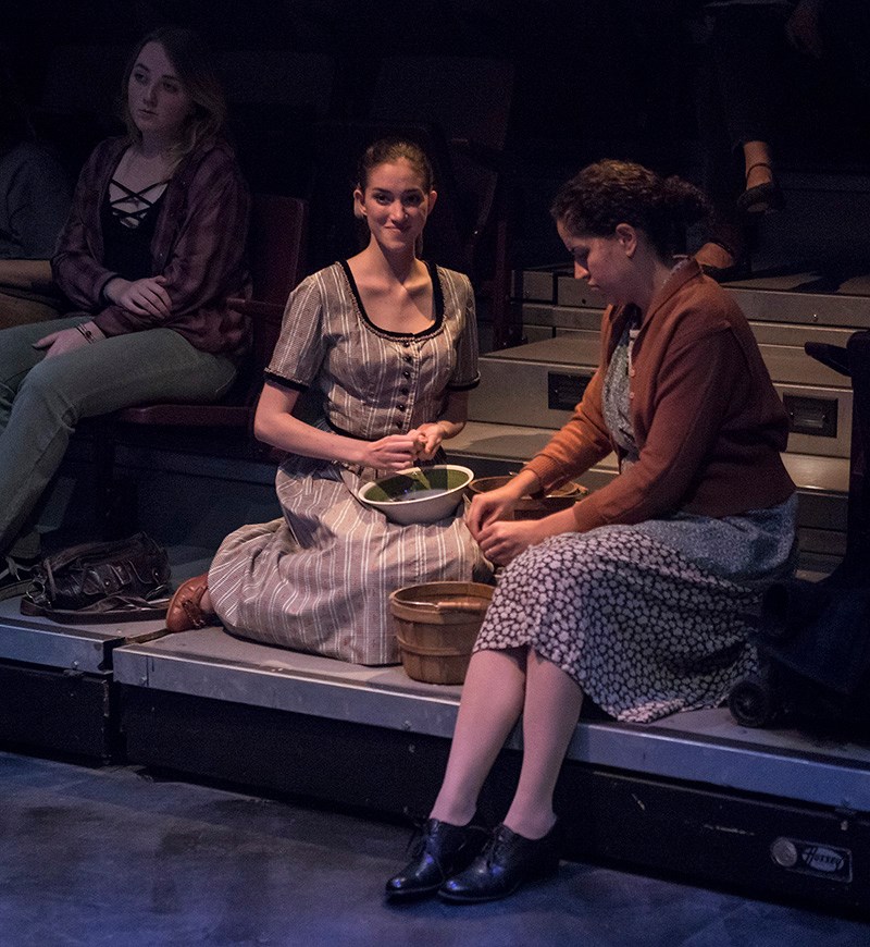 Review: A VIEW FROM THE BRIDGE at UCSB Department Of Theater And Dance 