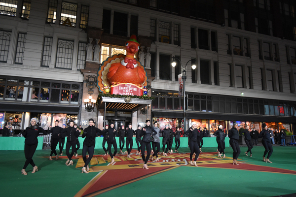 Photo Coverage: Broadway Heads to Herald Square to Rehearse for the MACY'S Thanksgiving Day Parade! Image