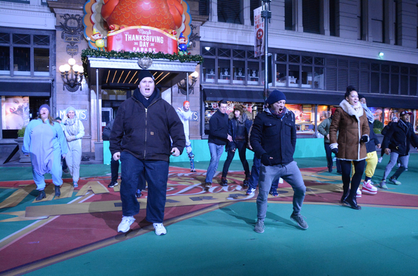 Photo Coverage: Broadway Heads to Herald Square to Rehearse for the MACY'S Thanksgiving Day Parade! Image