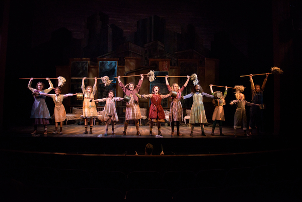 Photo Flash: The Sun Comes Out at Skylight Music Theatre with ANNIE Image