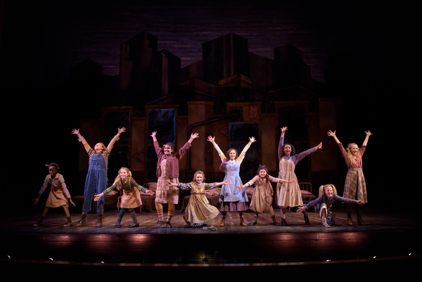 Photo Flash: The Sun Comes Out at Skylight Music Theatre with ANNIE Image