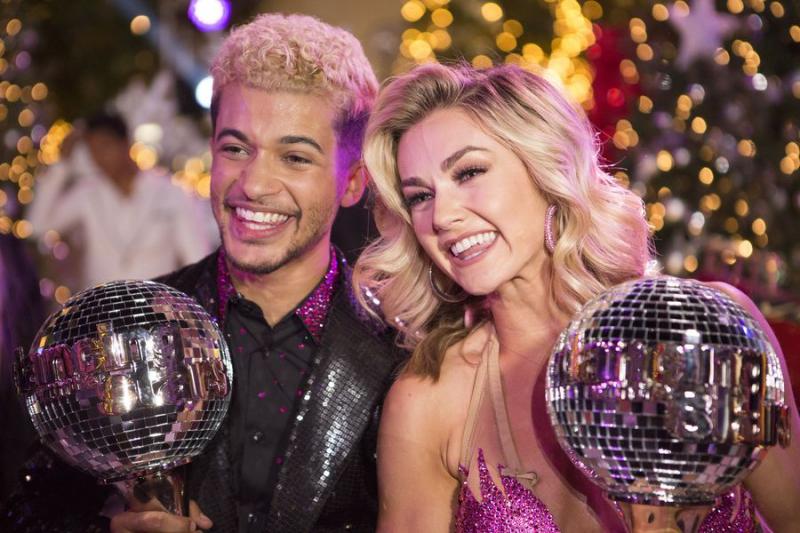 VIDEO: Non-Stop! HAMILTON's Jordan Fisher Wins DANCING WITH THE STARS Image