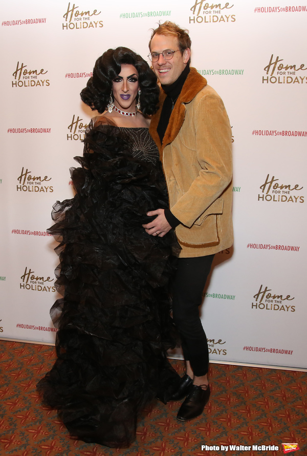 Photo Coverage: On the Opening Night Red Carpet for HOME FOR THE HOLIDAYS! Image