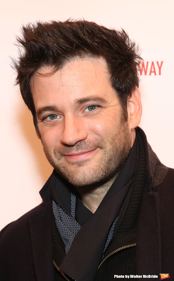 Photo Coverage: On the Opening Night Red Carpet for HOME FOR THE HOLIDAYS! Image