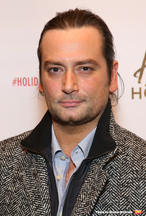 Photo Coverage: On the Opening Night Red Carpet for HOME FOR THE HOLIDAYS! Image