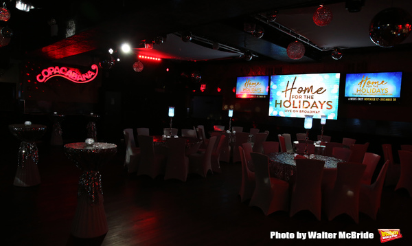 Photo Coverage: HOME FOR THE HOLIDAYS Gets Festive for Opening Night! Image