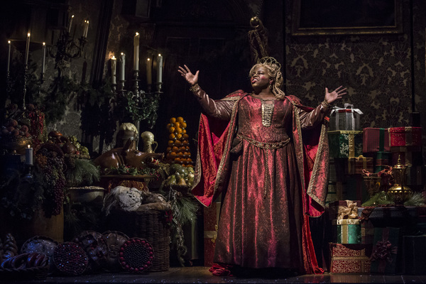 Photo Flash: First Look at Goodman Theatre's 40th Annual Production of A CHRISTMAS CAROL 