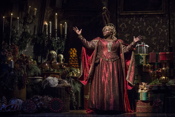 Photo Flash: First Look at Goodman Theatre's 40th Annual Production of A CHRISTMAS CAROL Image