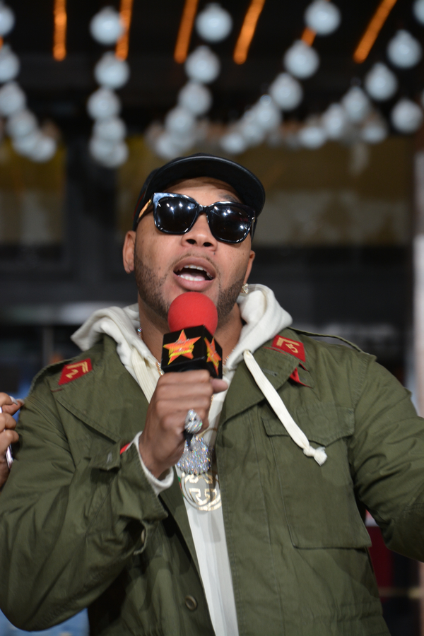 Photo Coverage: Go Inside Day 2 of the Macy's Thanksgiving Day Parade Rehearsals! Image
