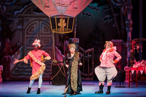 Photo Flash: First Look of CINDERELLA at Hackney Empire 