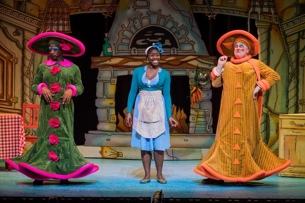 Photo Flash: First Look of CINDERELLA at Hackney Empire 