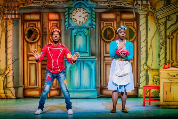 Photo Flash: First Look of CINDERELLA at Hackney Empire Image