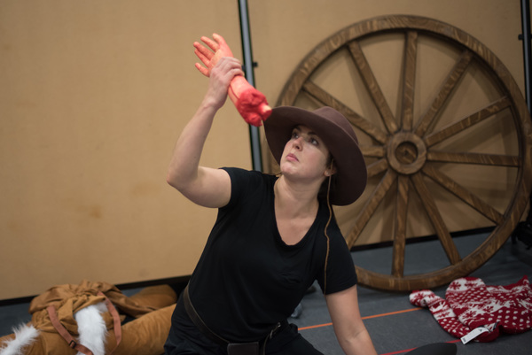 Photo Flash: Cinderella Meets Spaghetti Western in Belgrade Christmas Comedy Image