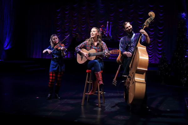 Photo Flash: Flat Rock Playhouse Welcomes the Holidays with A FLAT ROCK PLAYHOUSE CHRISTMAS Image