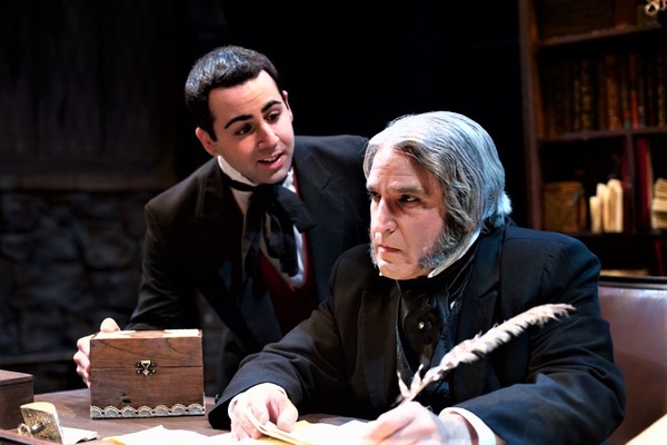 Photo Flash: First Look at Theatre Three's A CHRISTMAS CAROL Image