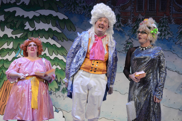 Photo Flash: First Look at CINDERELLA Panto at Greenwich Theatre Image