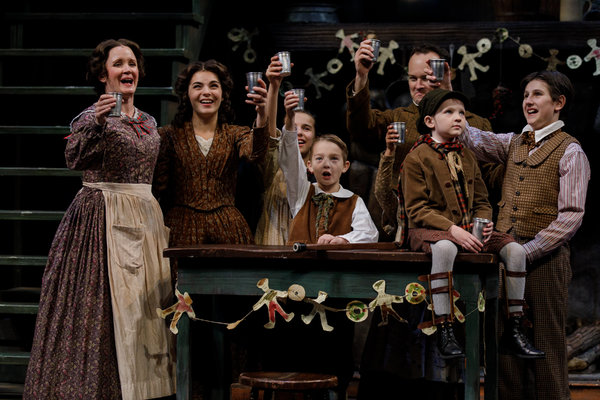 Photo Flash: First Look at Geva Theatre Center's A CHRISTMAS CAROL Image