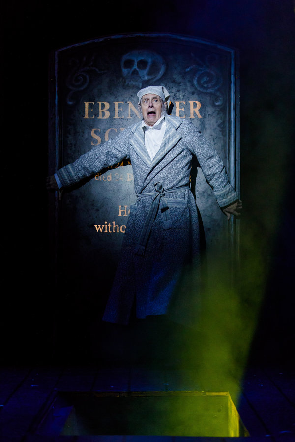 Photo Flash: First Look at Geva Theatre Center's A CHRISTMAS CAROL Image