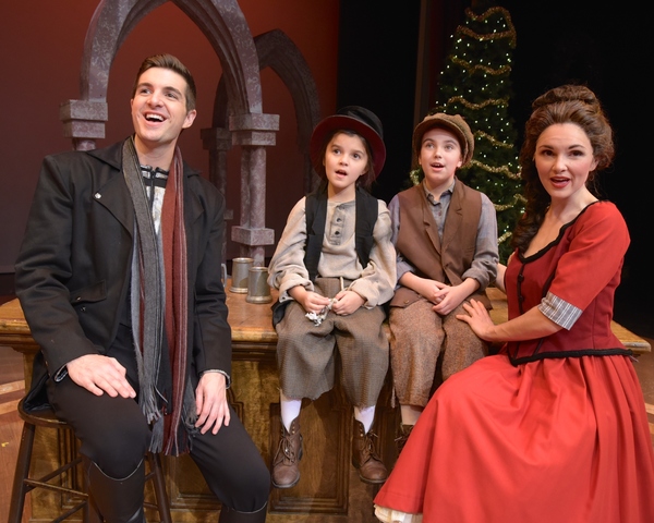 Photo Flash: Westchester Broadway Theatre presents THE CHRISTMAS VOYAGER 