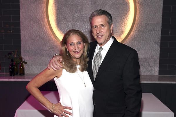 Photo Flash: Gloria Estefan, Richard Kind, Mario Batali and More at Teens for Food Justice's FEAST Image