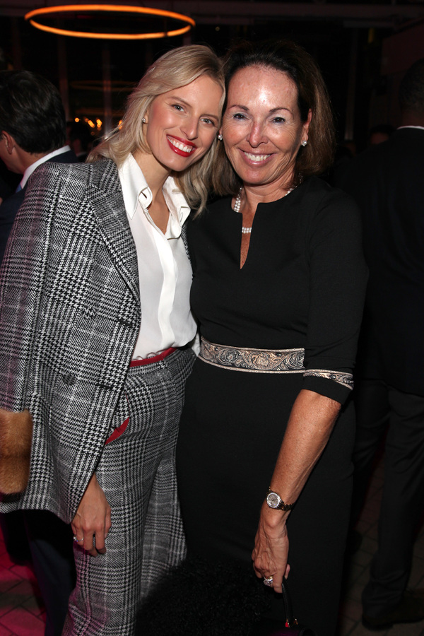 Photo Flash: Gloria Estefan, Richard Kind, Mario Batali and More at Teens for Food Justice's FEAST Image