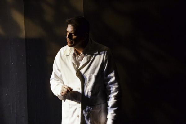 Photo Flash: First Look at FLOWERS FOR ALGERNON at Manatee Performing Arts Center Image