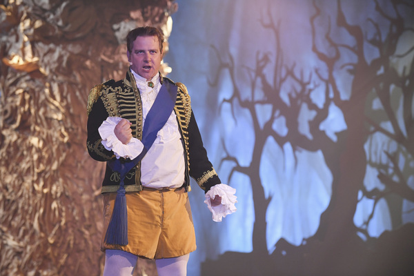 Photo Flash: First Look - Kristen Bell's Theater-Themed ABC Special ENCORE Image
