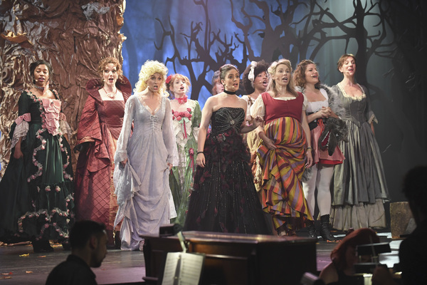 Photo Flash: First Look - Kristen Bell's Theater-Themed ABC Special ENCORE 