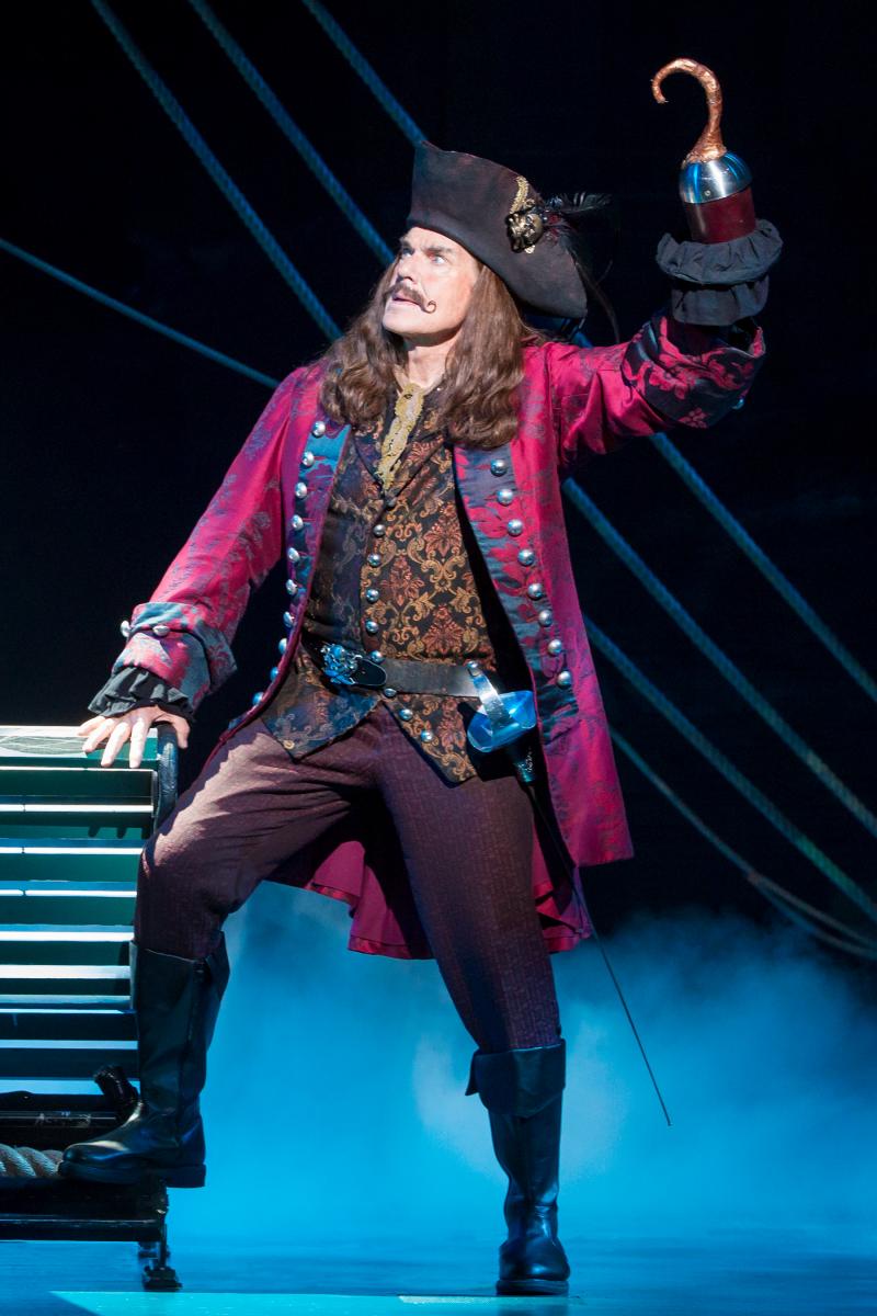Review: Gotta Crow! Radiant FINDING NEVERLAND Soars at Providence Performing Arts Center Image