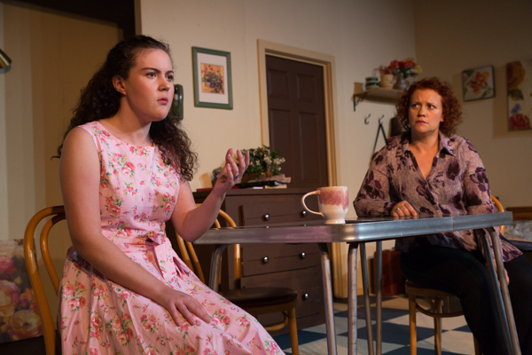 Photo Coverage: First look at Curtain Players' CRIMES OF THE HEART Image