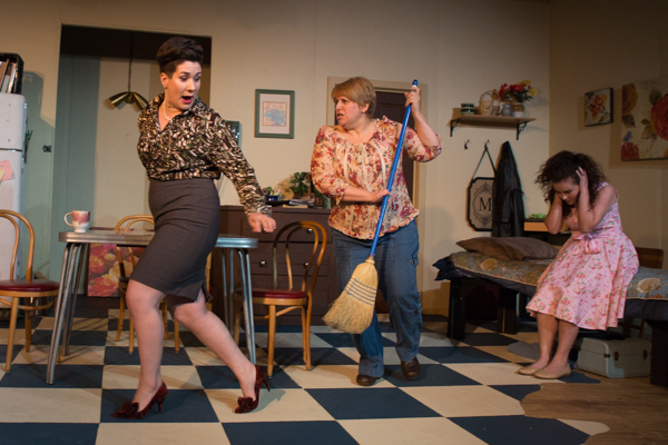 Photo Coverage: First look at Curtain Players' CRIMES OF THE HEART Image