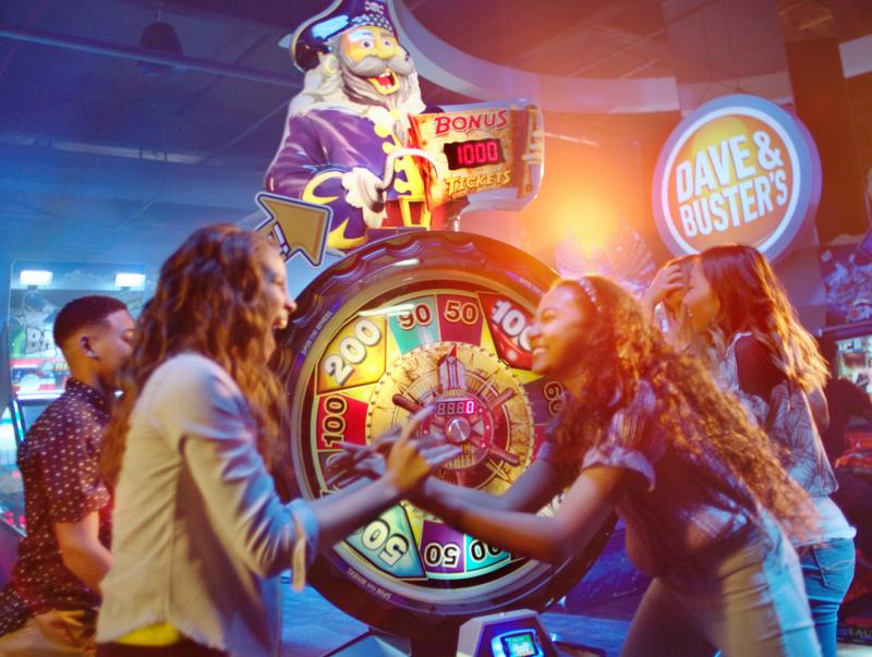 DAVE AND BUSTERS First NJ Location Opens in Woodbridge