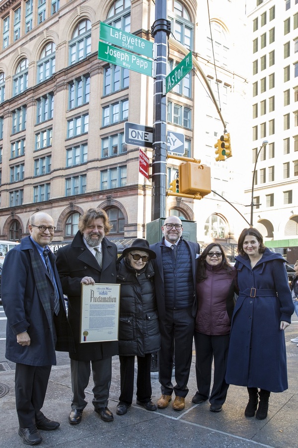 Photo Flash: The Public Theater Celebrates Joseph Papp Way Unveiling at Astor Place Image