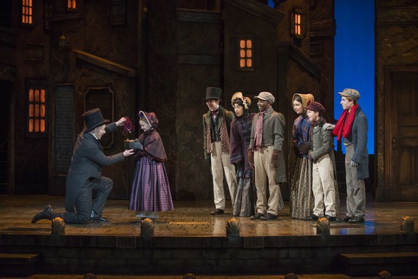 Photo Flash: Milwaukee Rep presents Holiday Favorite A CHRISTMAS CAROL Image