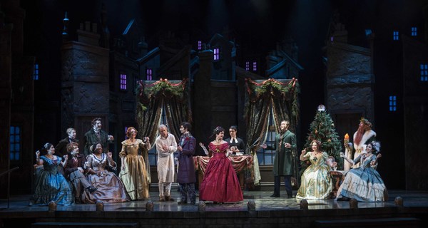 Photo Flash: Milwaukee Rep presents Holiday Favorite A CHRISTMAS CAROL Image