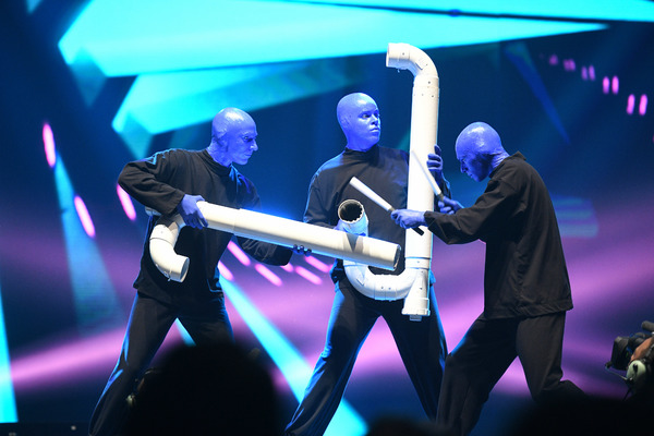 Photo Flash: Star-Studded Vegas Strong Benefit Concert Unites Las Vegas Image