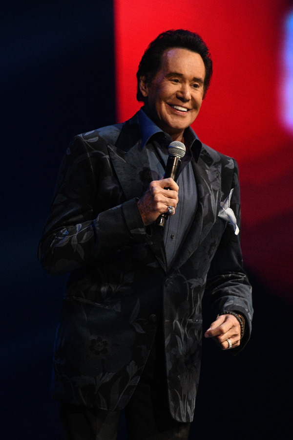 Photo Flash: Star-Studded Vegas Strong Benefit Concert Unites Las Vegas Image
