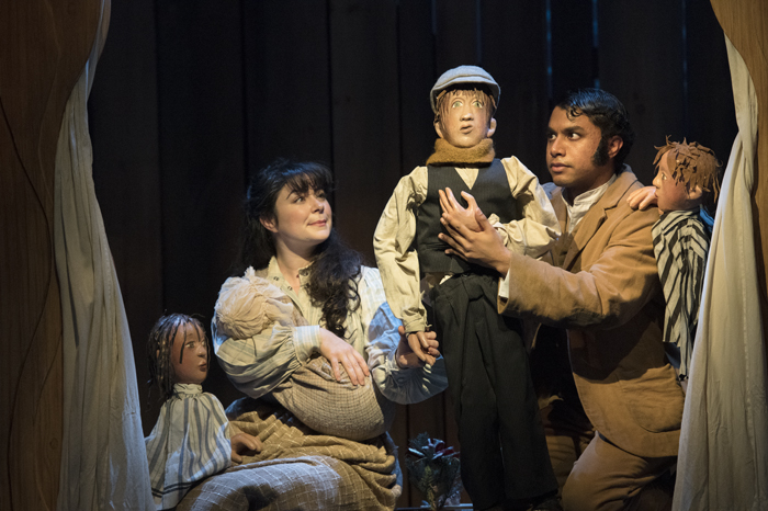 Review: Tailor made Hometown 'A CHRISTMAS CAROL' at SHAW FESTIVAL 