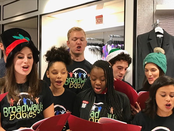 Photo Flash: Stage Couple Jarrod Spector and Kelli Barrett Carol for Broadway's Babies at Macy's Image
