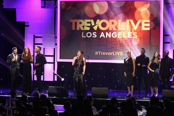 Photo Flash: Kristin Chenoweth, Tom Ford, Shoshana Bean, Carol Burnett and More at 2017 TrevorLIVE Gala 